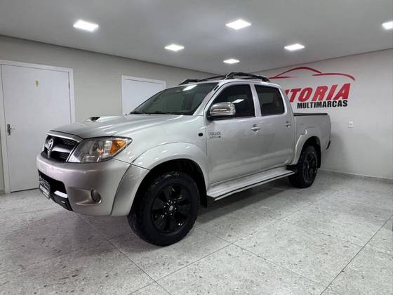 TOYOTA HILUX 3.0 SR 4X2 CD 16V TURBO INTERCOOLER DIESEL 4P MANUAL TOYOTA HILUX 3.0 SR 4X2 CD 16V TURBO INTERCOOLER DIESEL 4P MANUAL